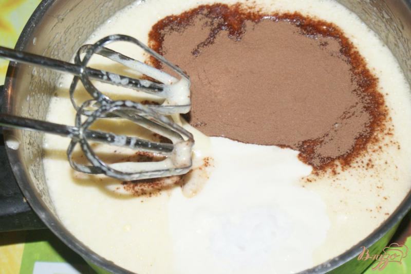 Фото приготовление рецепта: Шоколадный торт на майонезе шаг №2