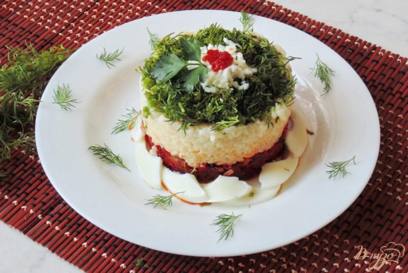 Фото приготовление рецепта: Тёплый салат с овощами, рисом и яйцом шаг №8
