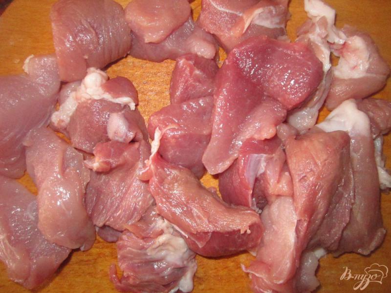 Фото приготовление рецепта: Свинина тушеная с фасолью в мультиварке шаг №2