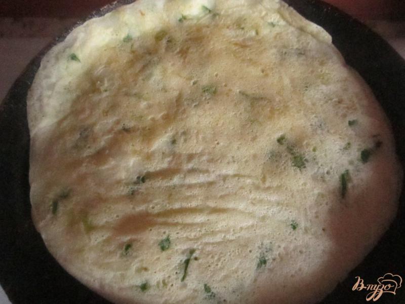 Фото приготовление рецепта: Блины с сыром и черемшой шаг №8