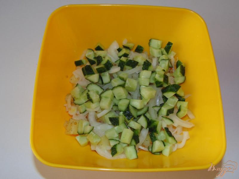 Фото приготовление рецепта: Картофельный салат со свиным балыком шаг №5