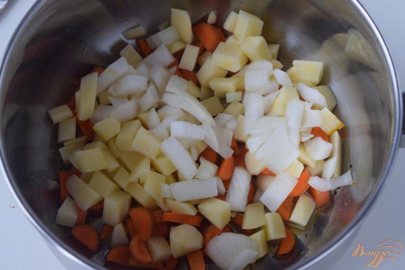 Фото приготовление рецепта: Суп из консервированной кукурузы шаг №1