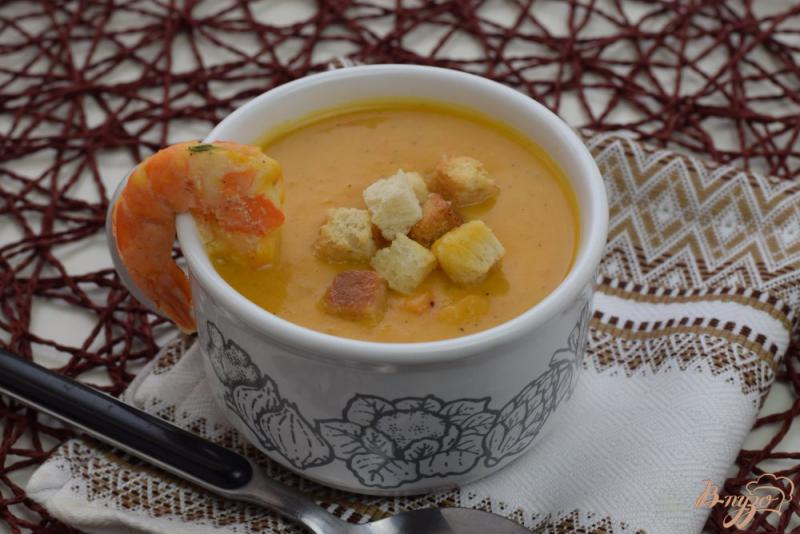 Фото приготовление рецепта: Суп из тыквы с креветками шаг №6