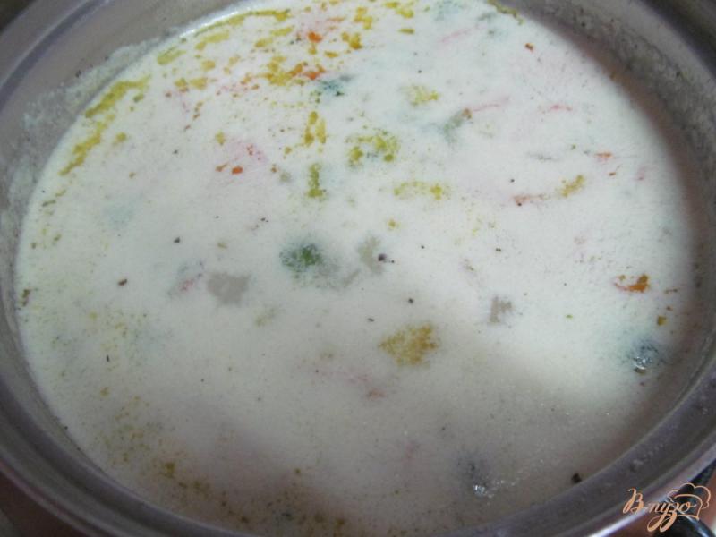 Фото приготовление рецепта: Сливочный суп с брюссельской капустой шаг №6
