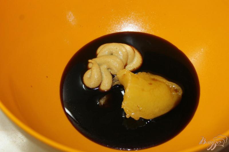 Фото приготовление рецепта: Утка маринованная в апельсиновом соке и запеченная с специями шаг №3