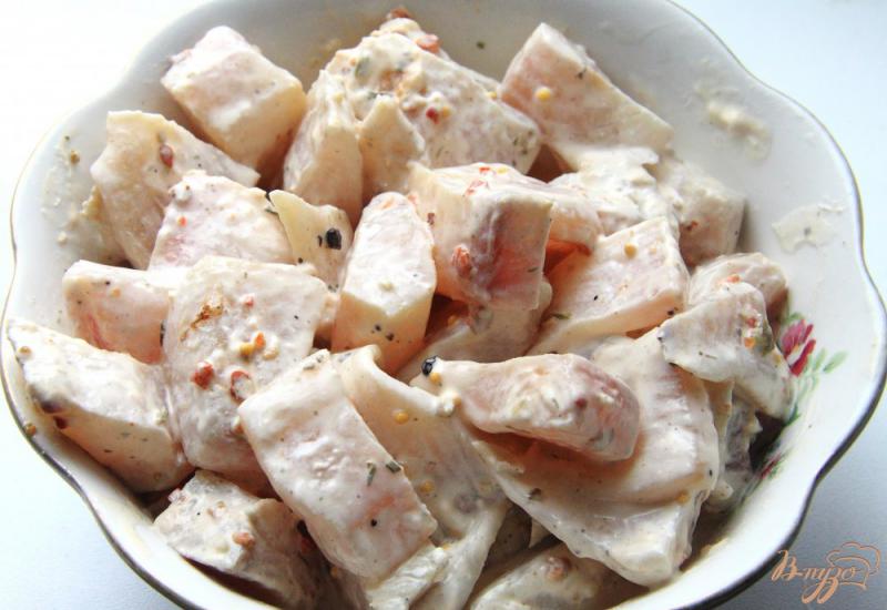 Фото приготовление рецепта: Филе тилапии, запеченное с картофелем шаг №2