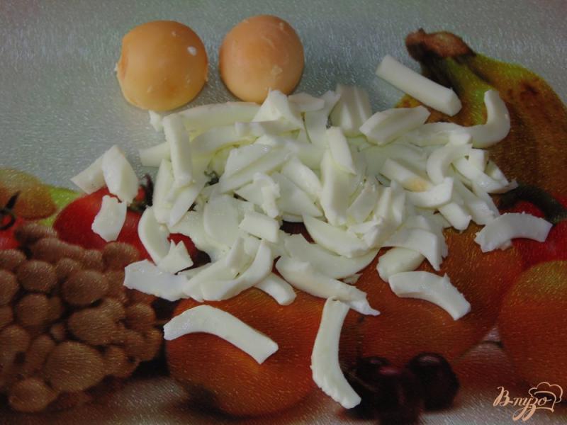 Фото приготовление рецепта: Салат с мясом индейки шаг №3