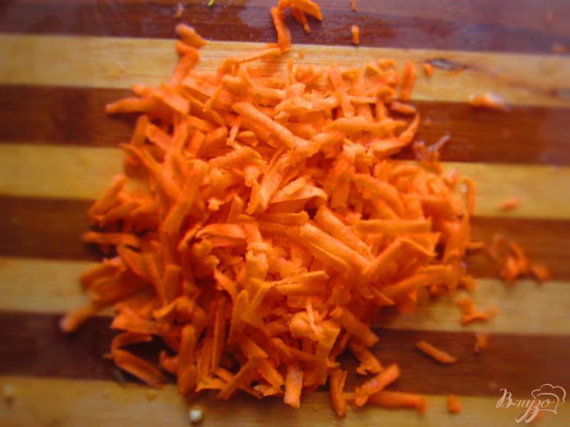 Фото приготовление рецепта: Салат с капустой и апельсином шаг №3