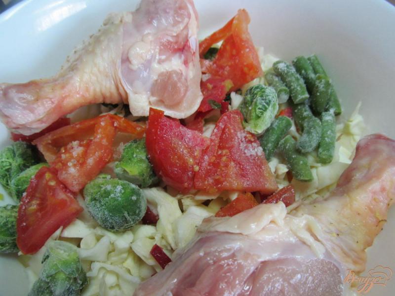 Фото приготовление рецепта: Рагу из курицы с овощами в мультиварке шаг №3