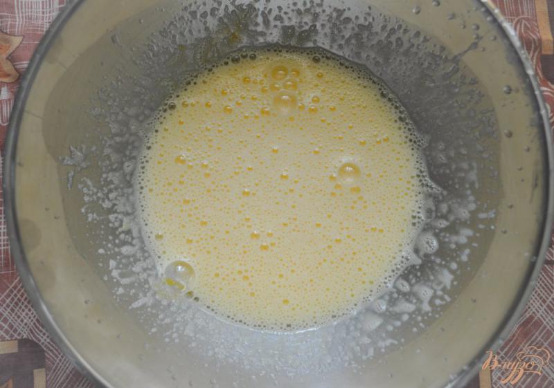 Фото приготовление рецепта: Ванильный бисквит шаг №2