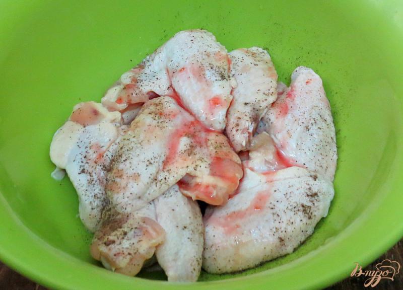 Фото приготовление рецепта: Куриные крылышки *лакированные*. шаг №3