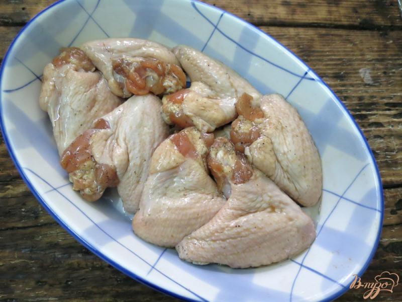 Фото приготовление рецепта: Куриные крылышки *лакированные*. шаг №5