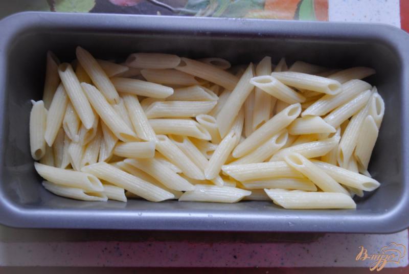 Фото приготовление рецепта: Запеканка из макарон с помидорами и сыром шаг №1