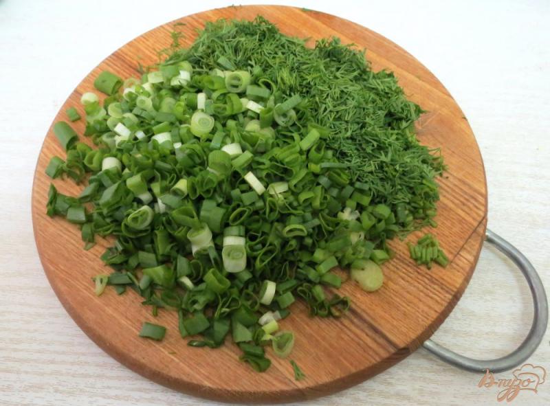 Фото приготовление рецепта: Салат из молодой капусты шаг №4