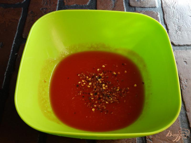Фото приготовление рецепта: Куриные крылышки в остром томатном маринаде шаг №2