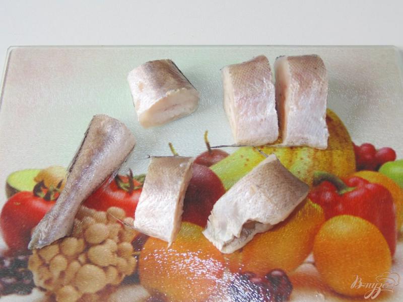 Фото приготовление рецепта: Хек в маринаде из сметаны с соевым соусом шаг №1