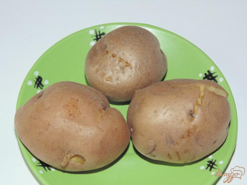 Фото приготовление рецепта: Картофельные бомбочки шаг №1