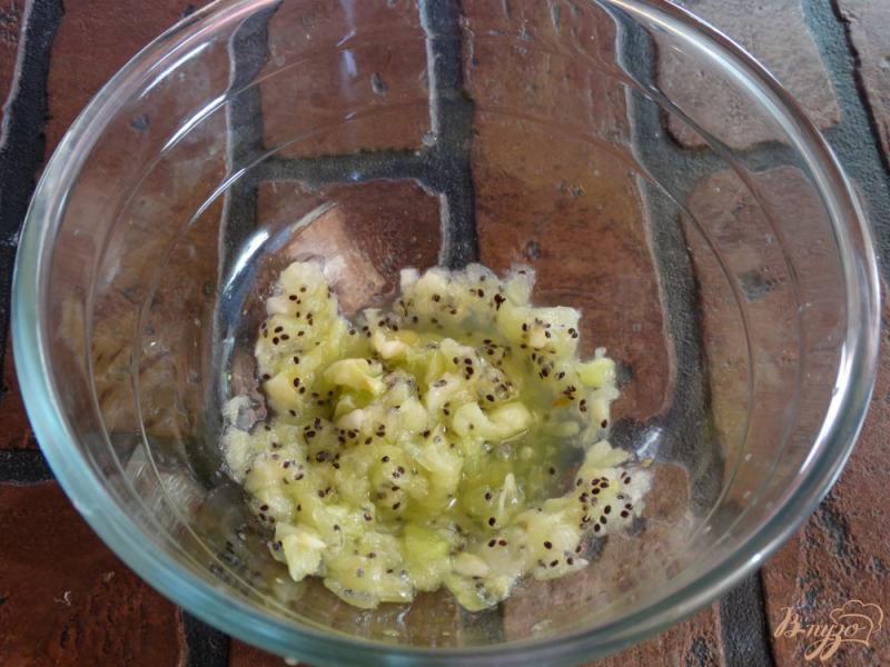 Фото приготовление рецепта: Голени в маринаде из киви с лимоном шаг №1