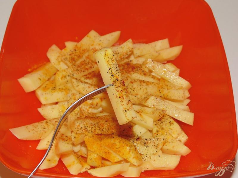 Фото приготовление рецепта: Нежный картофель соломкой с сыром и укропом шаг №1