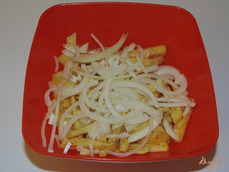 Фото приготовление рецепта: Нежный картофель соломкой с сыром и укропом шаг №2