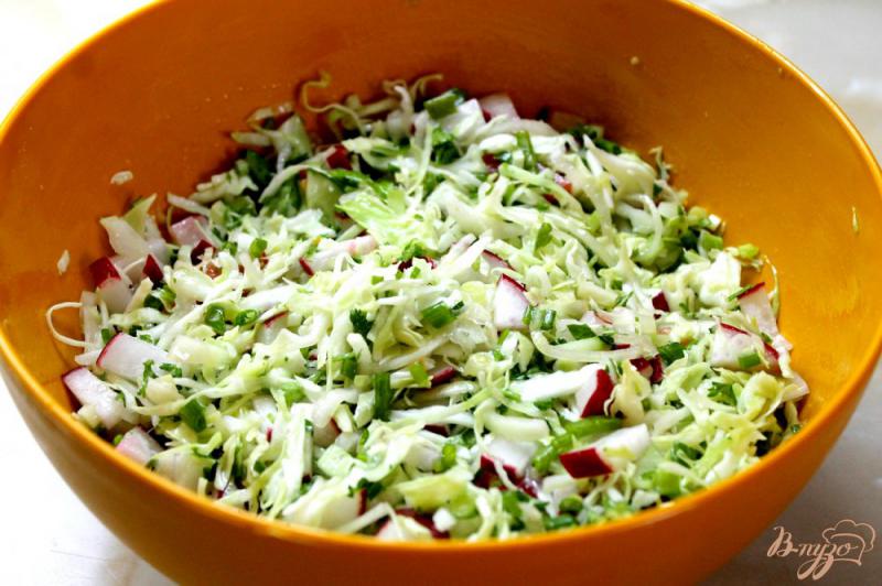 Фото приготовление рецепта: Семейный овощной салат шаг №6