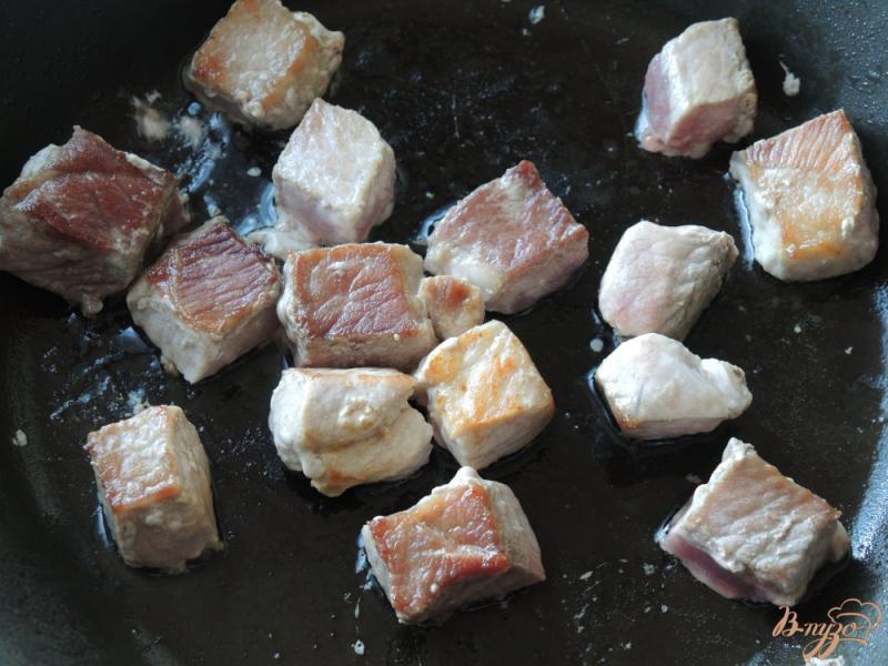 Фото приготовление рецепта: Суп из свинины с тмином шаг №3