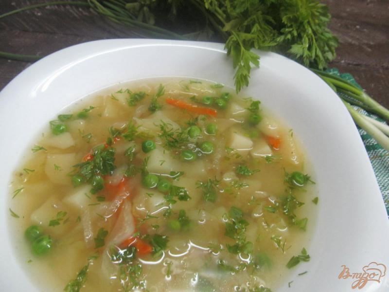 Фото приготовление рецепта: Суп с редисом и молодой капустой шаг №9