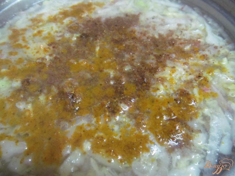 Фото приготовление рецепта: Суп с редисом и молодой капустой шаг №7