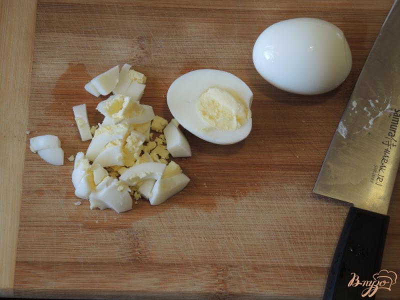 Фото приготовление рецепта: Окрошка с жареной картошкой шаг №8