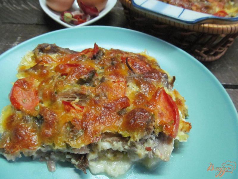 Фото приготовление рецепта: Запеканка из отварного мяса с кабачком и грибами шаг №9