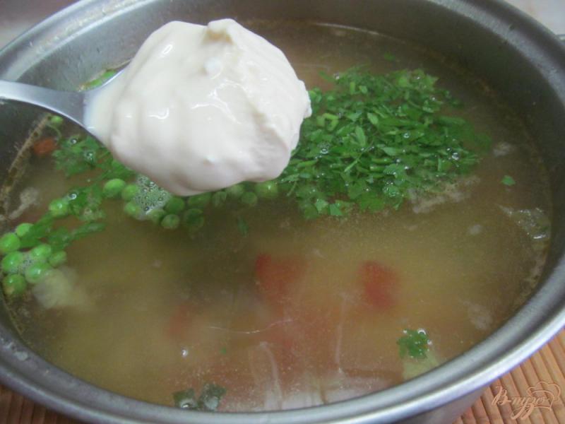 Фото приготовление рецепта: Суп из молодых овощей на курином бульоне с карри шаг №6