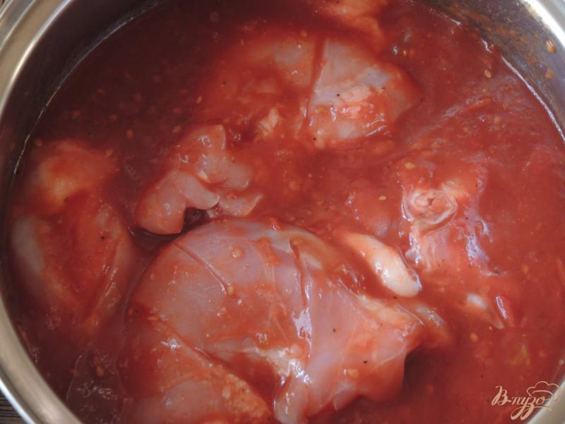 Фото приготовление рецепта: Куриный шашлык в остром маринаде шаг №6