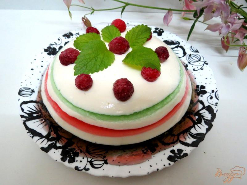 Фото приготовление рецепта: Торт десерт желейный шаг №6