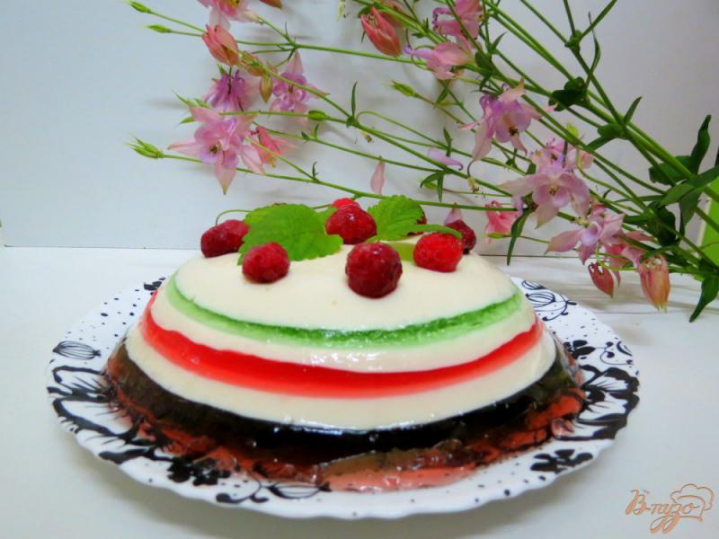 Фото приготовление рецепта: Торт десерт желейный шаг №7