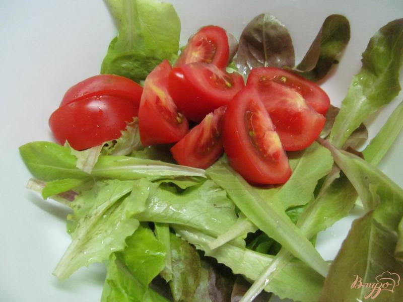 Фото приготовление рецепта: Овощной салат с куриной печенью шаг №2