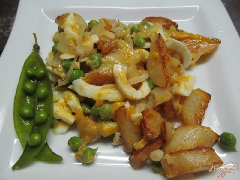 Фото приготовление рецепта: Картофельный салат с горошком шаг №6