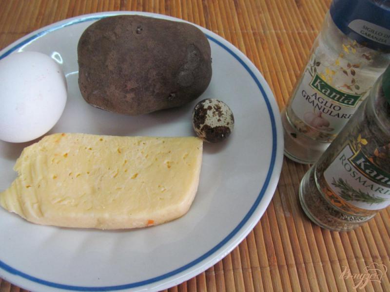 Фото приготовление рецепта: Картофельные корзиночки с перепелиными яйцами шаг №1