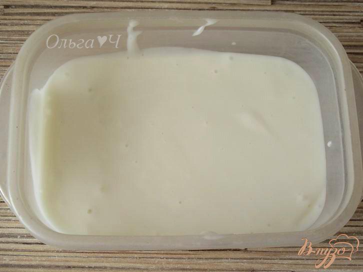 Фото приготовление рецепта: Мягкое лимонное мороженое шаг №4