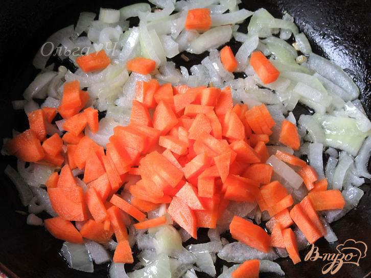 Фото приготовление рецепта: Помидоры, фаршированные чечевицей под картофельным «сыром» шаг №2