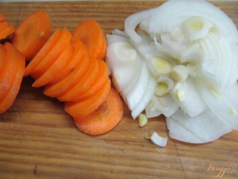 Фото приготовление рецепта: Кролик с овощами шаг №1