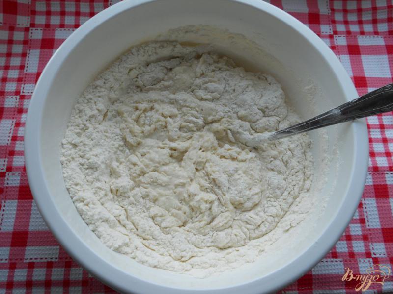 Фото приготовление рецепта: Домашний белый хлеб в мультиварке шаг №4