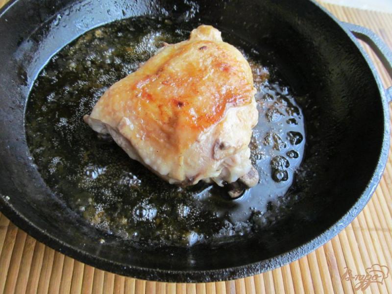 Фото приготовление рецепта: Курица с овощами и булгуром шаг №1