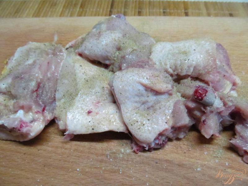 Фото приготовление рецепта: Курица с рисом по-испански шаг №1