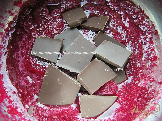 Фото приготовление рецепта: Шоколадно-свекольные кексы шаг №1