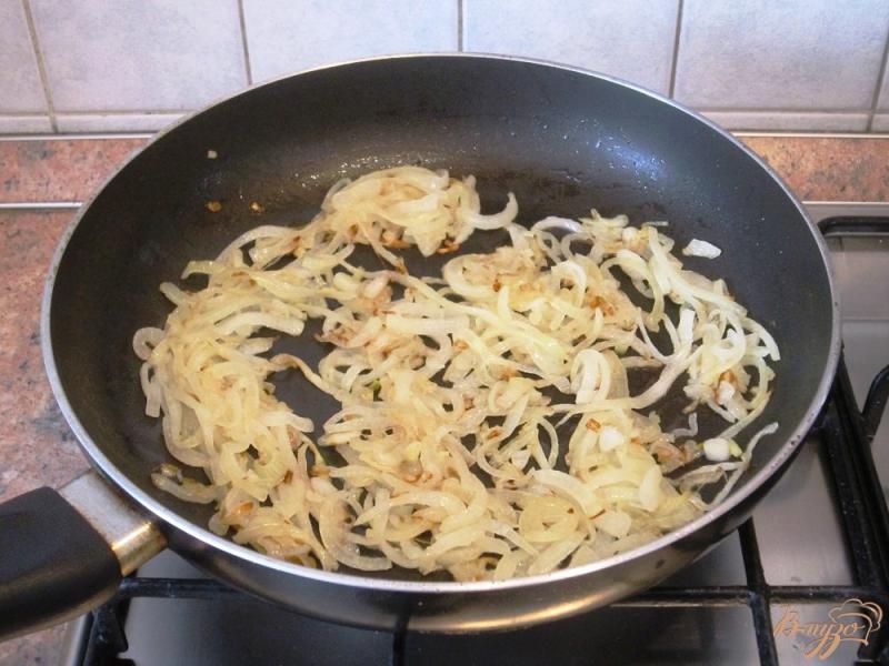Фото приготовление рецепта: Молодой картофель с грибами шаг №8