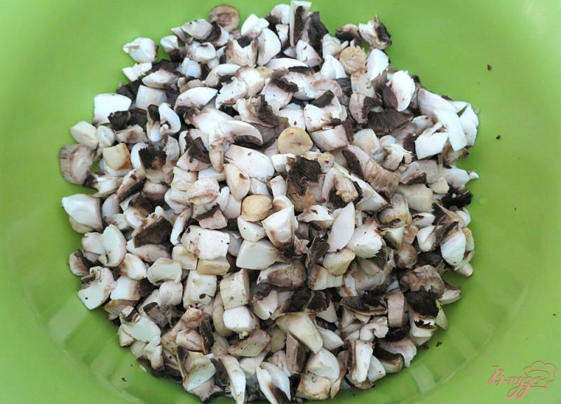 Фото приготовление рецепта: Перец фаршированный грибами и рисом шаг №5