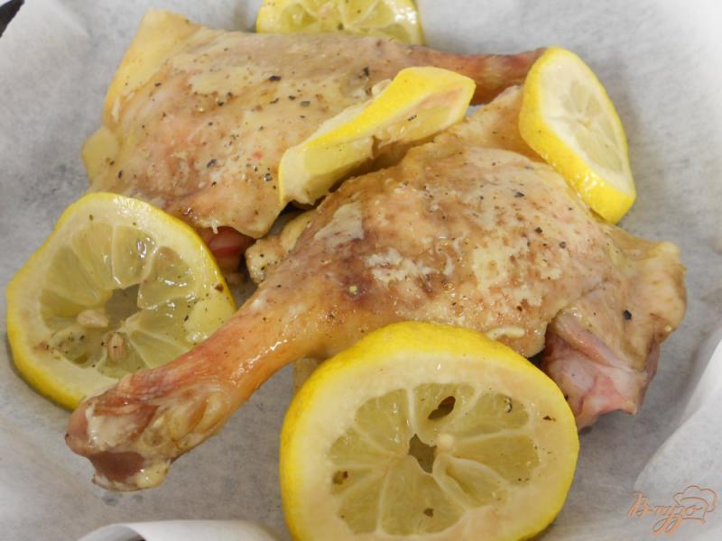 Фото приготовление рецепта: Ножки утиные в медово-лимонном маринаде шаг №4