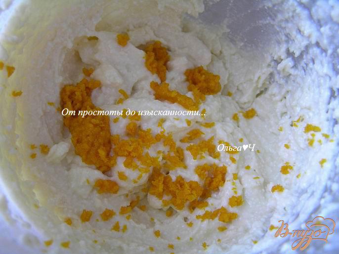 Фото приготовление рецепта: Апельсиновые творожные панкейки шаг №3