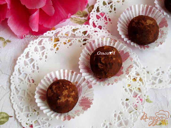 Фото приготовление рецепта: Шоколадные конфеты с кокосовой стружкой шаг №6