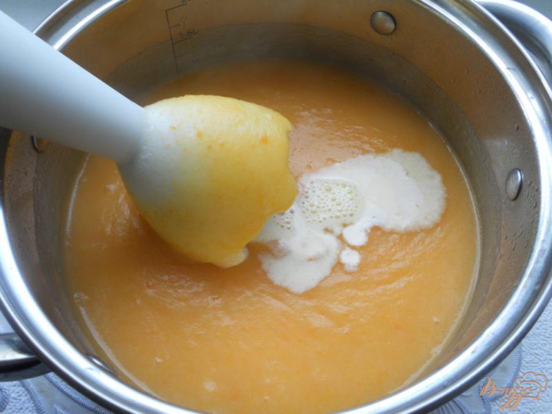 Фото приготовление рецепта: Крем-суп из картофеля и моркови шаг №4